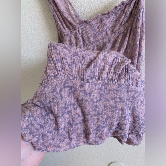 Free people one side off shoulder with appliqué top 🌴 - Picture 7 of 7